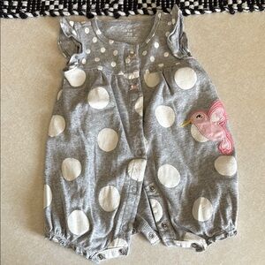 5 Carter’s 1 Oshkosh 9 month outfit/shirt.